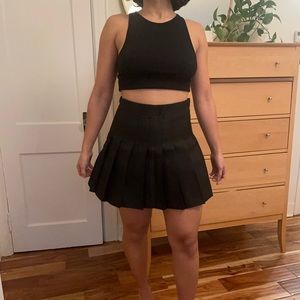 Pleated black mini skort Womens size small